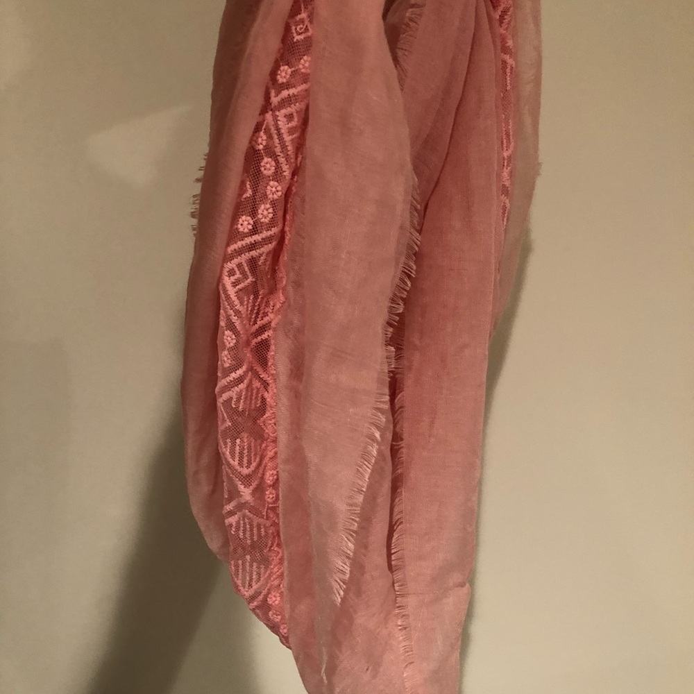NWT infinity scarf